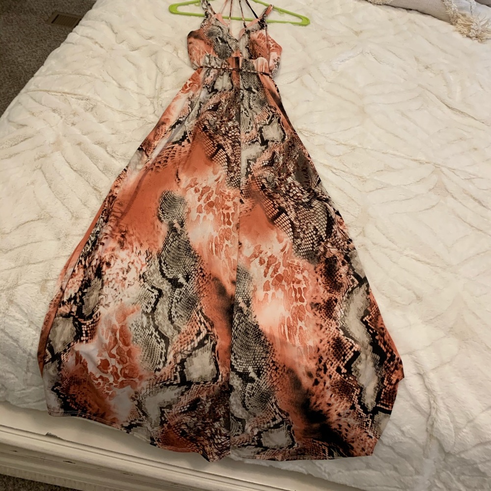 Leopard print medium maxi dress